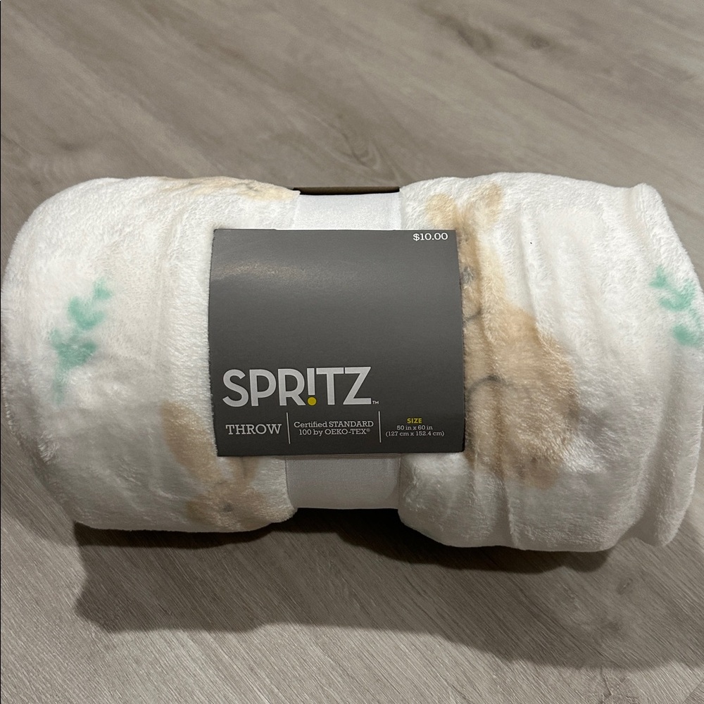 NWT Spritz Bunny Throw Blanket